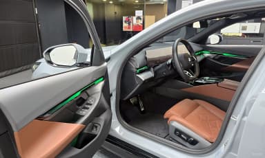 5 Series (G60)