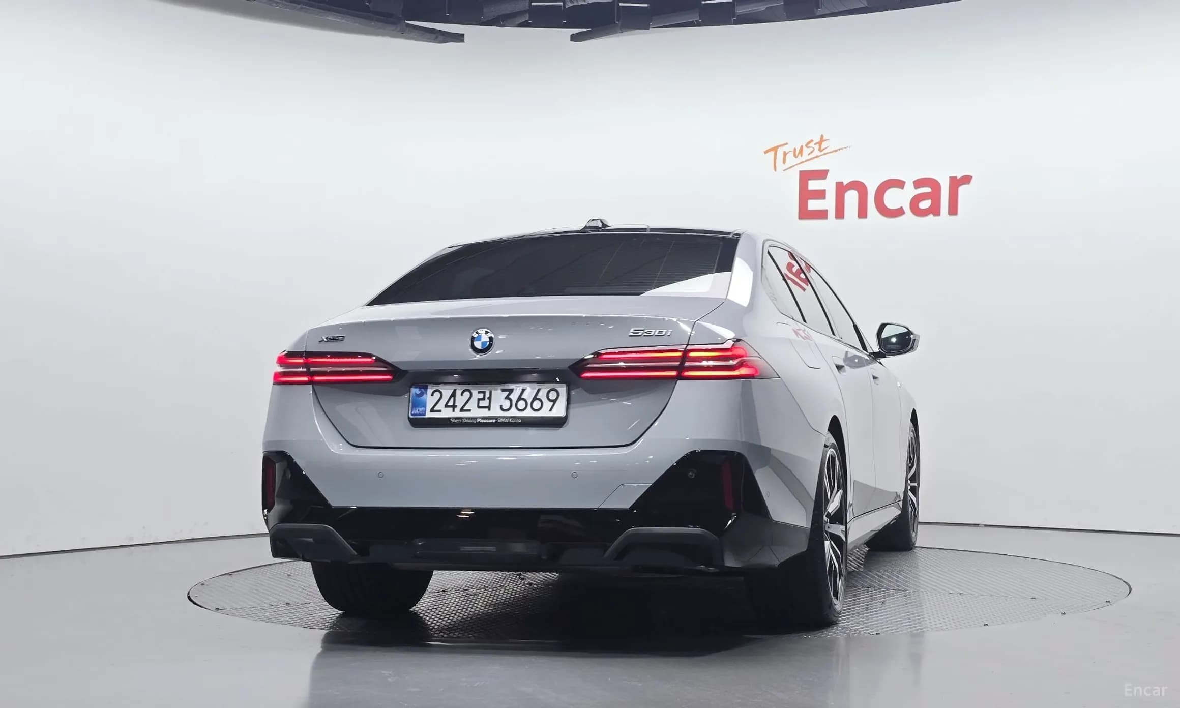 5 Series (G60)