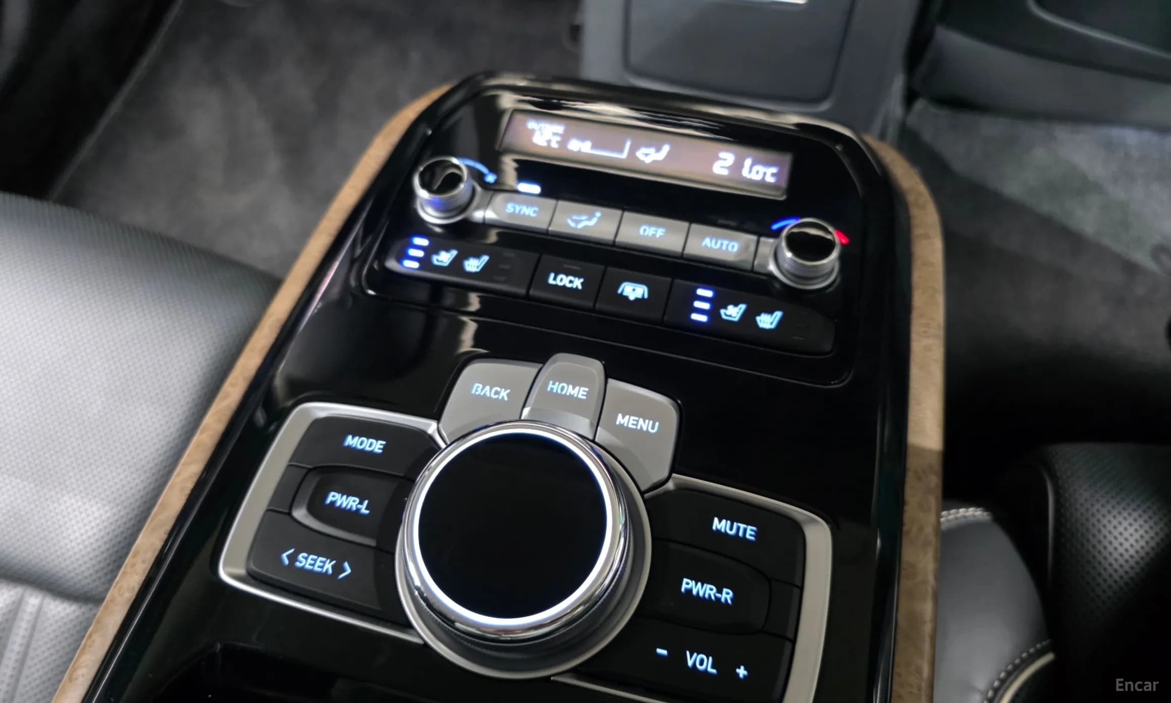 G90