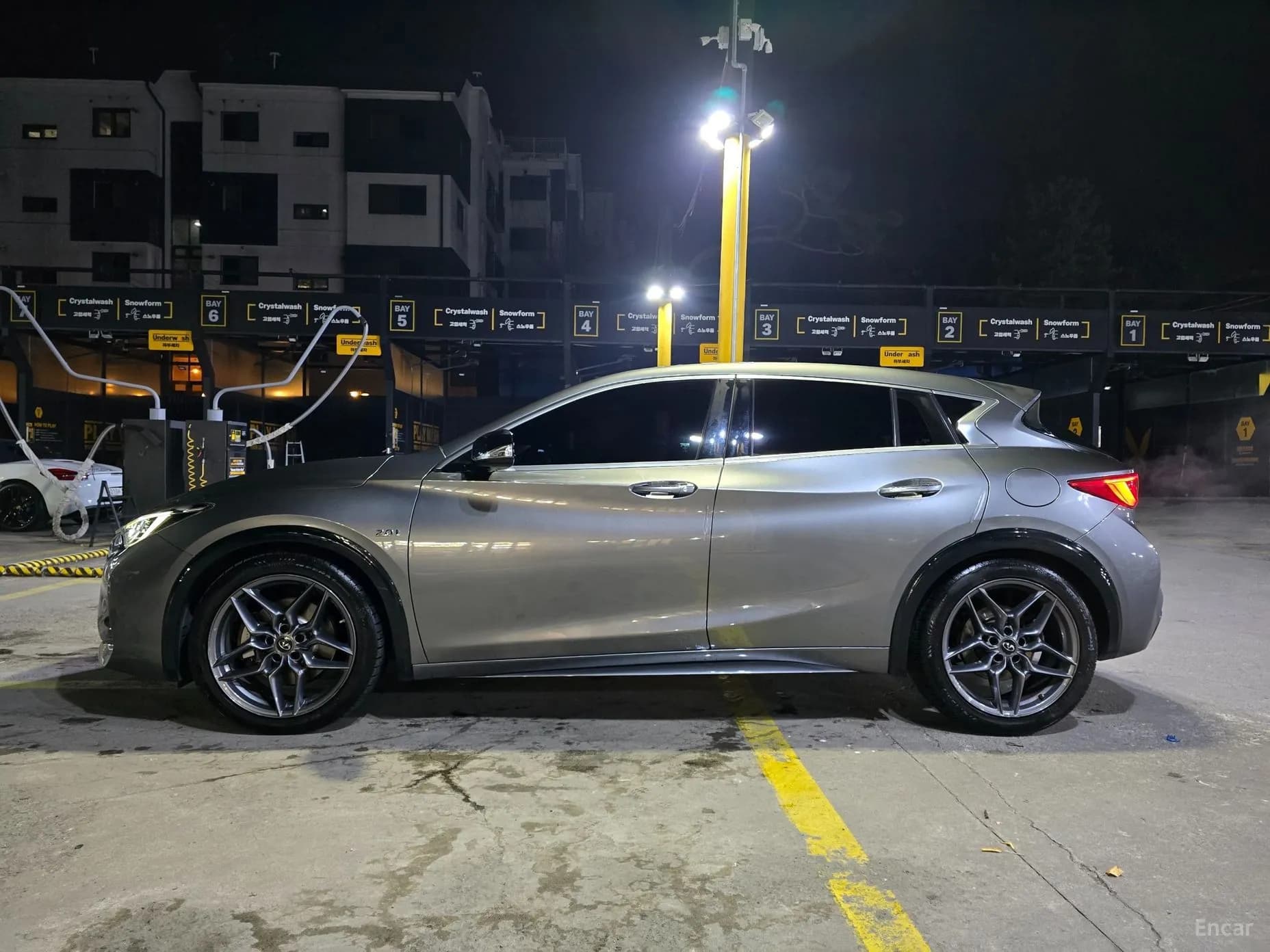 Q30