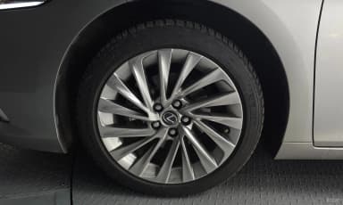 ES300h 7th Generation