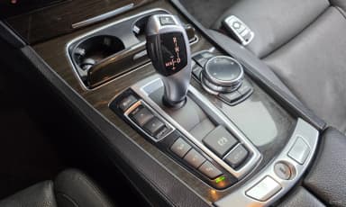 7 Series (F01)