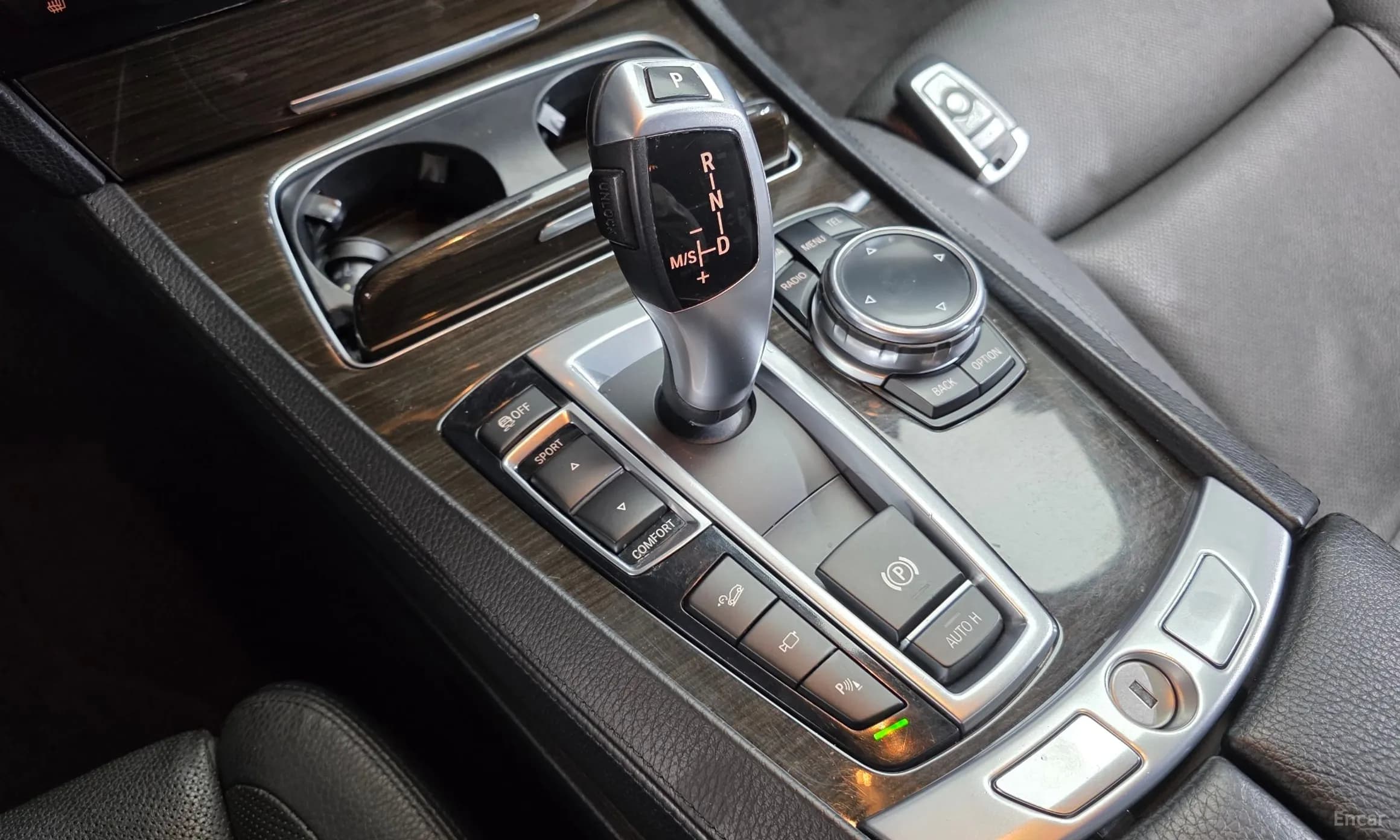 7 Series (F01)