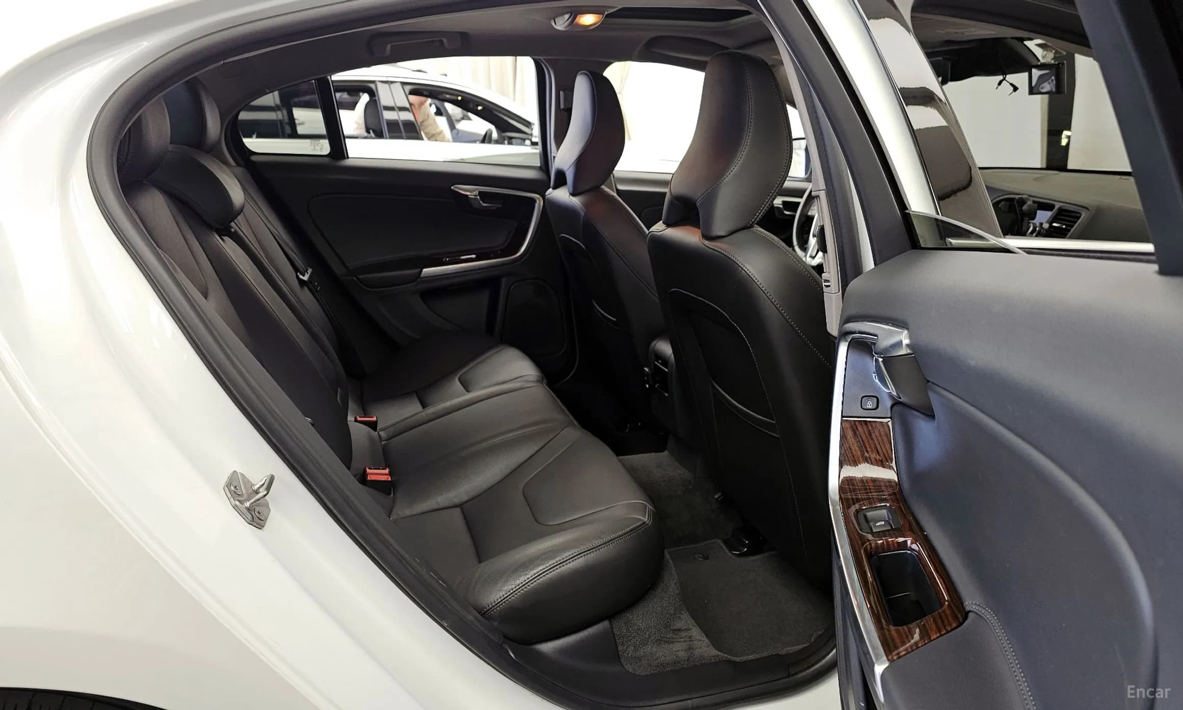 S60