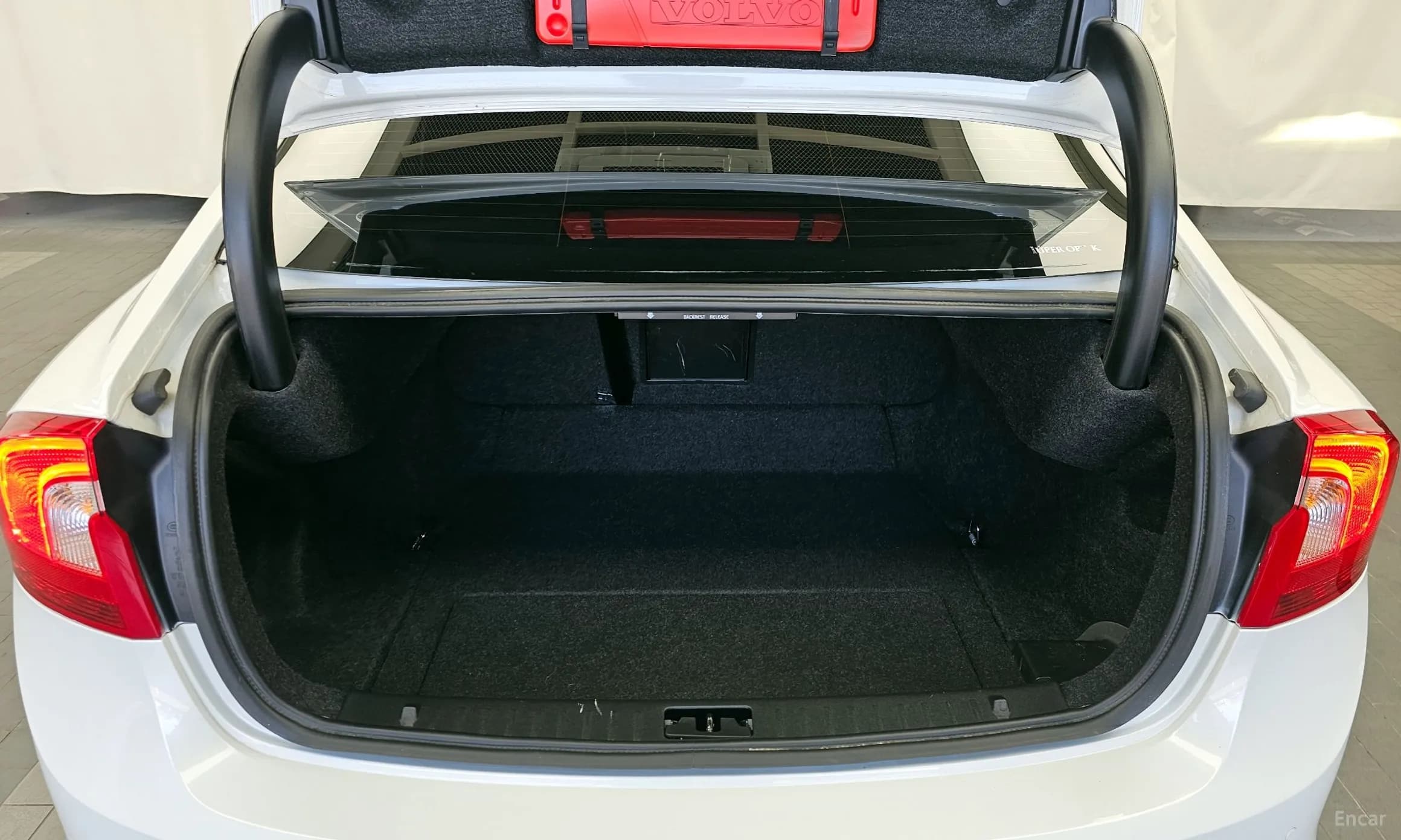 S60