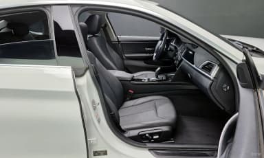 Series 4 (F32)