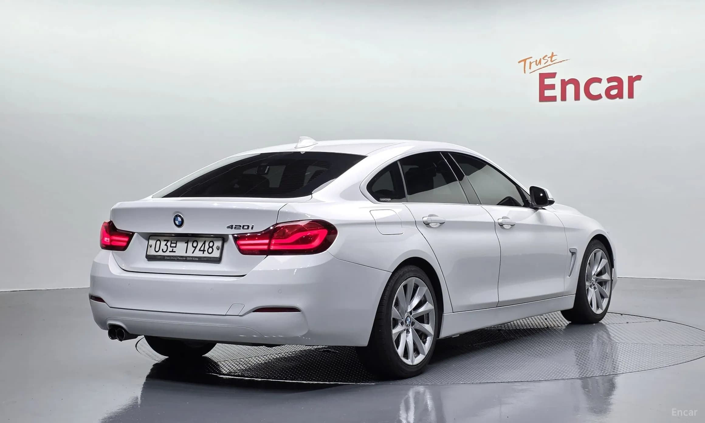 Series 4 (F32)