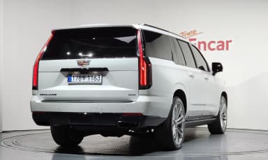 Escalade 5th Generation