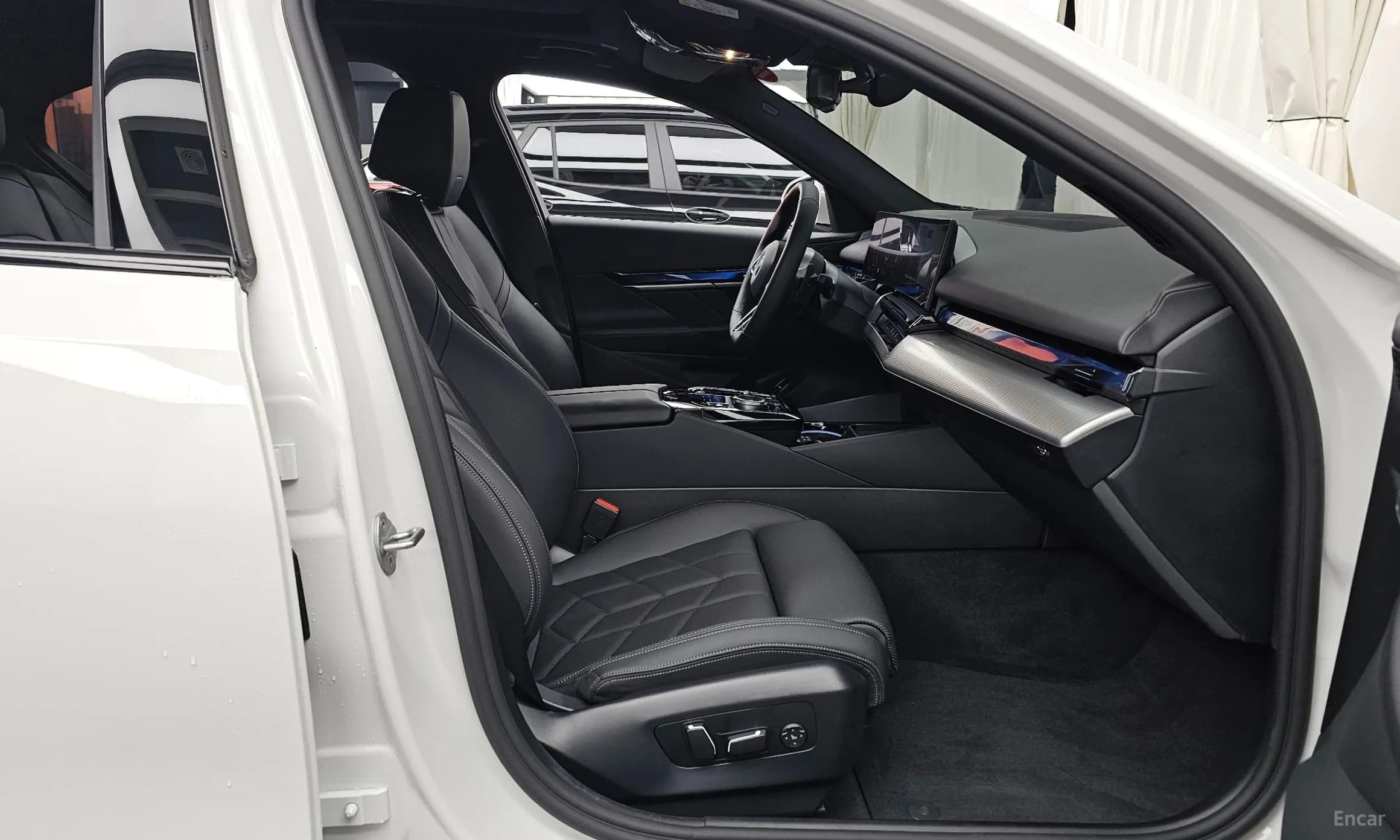 5 Series (G60)