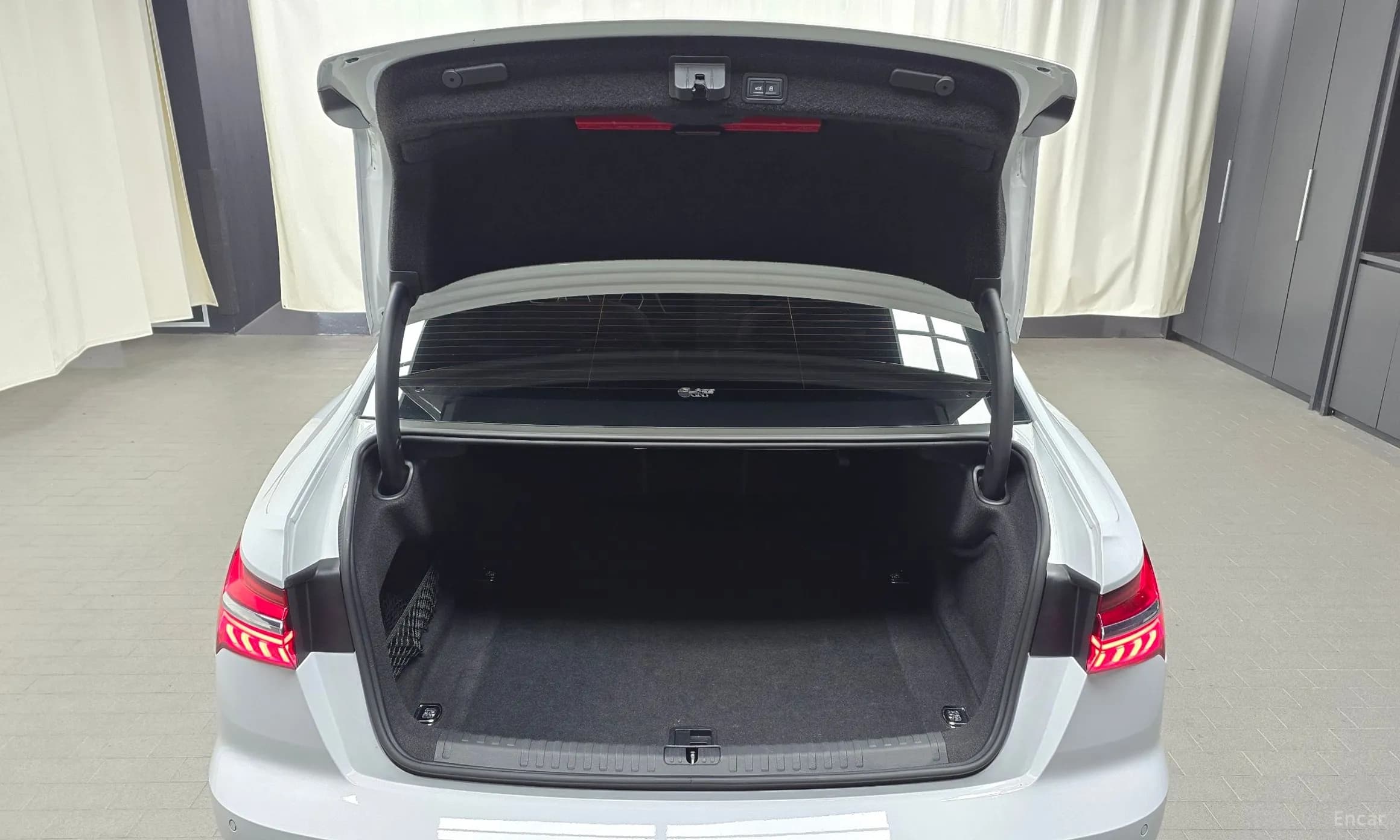 A6 (C8)