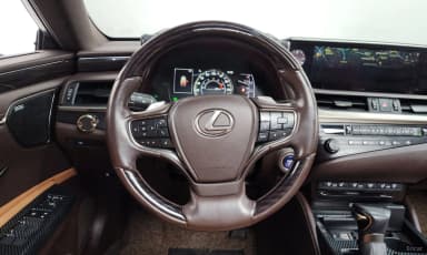 ES300h 7th Generation