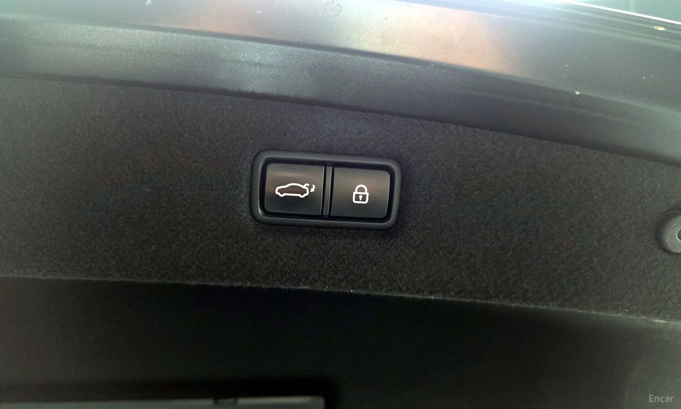 G90