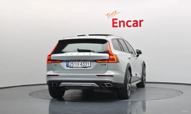 V60 Cross-Country 2nd Generation