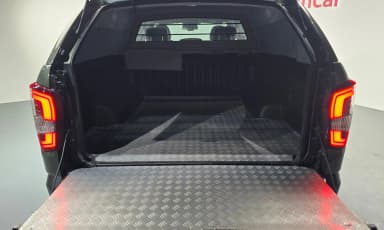 Rexton Sports Khan