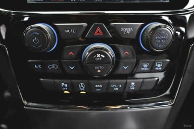 Grand Cherokee
