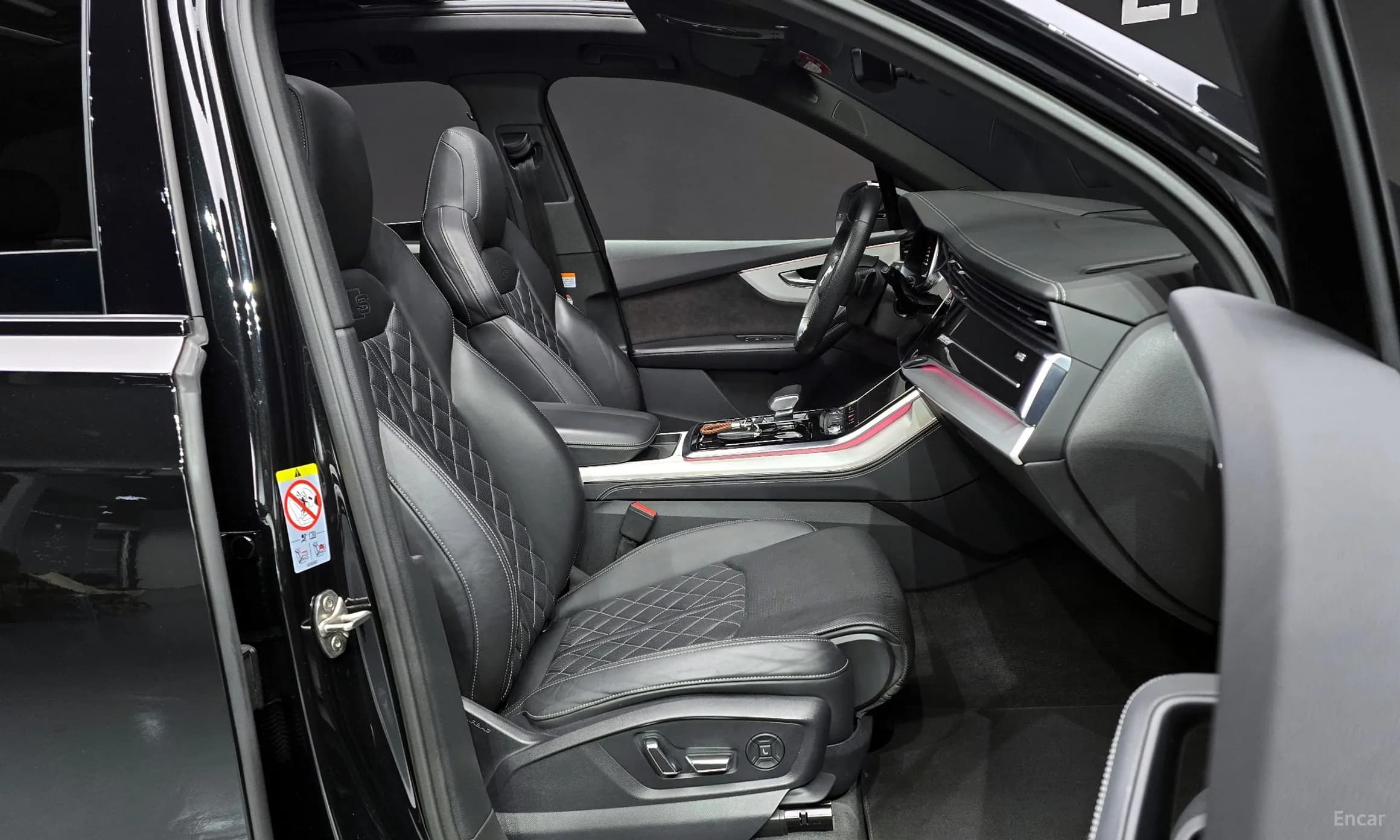 Q7 (4M)