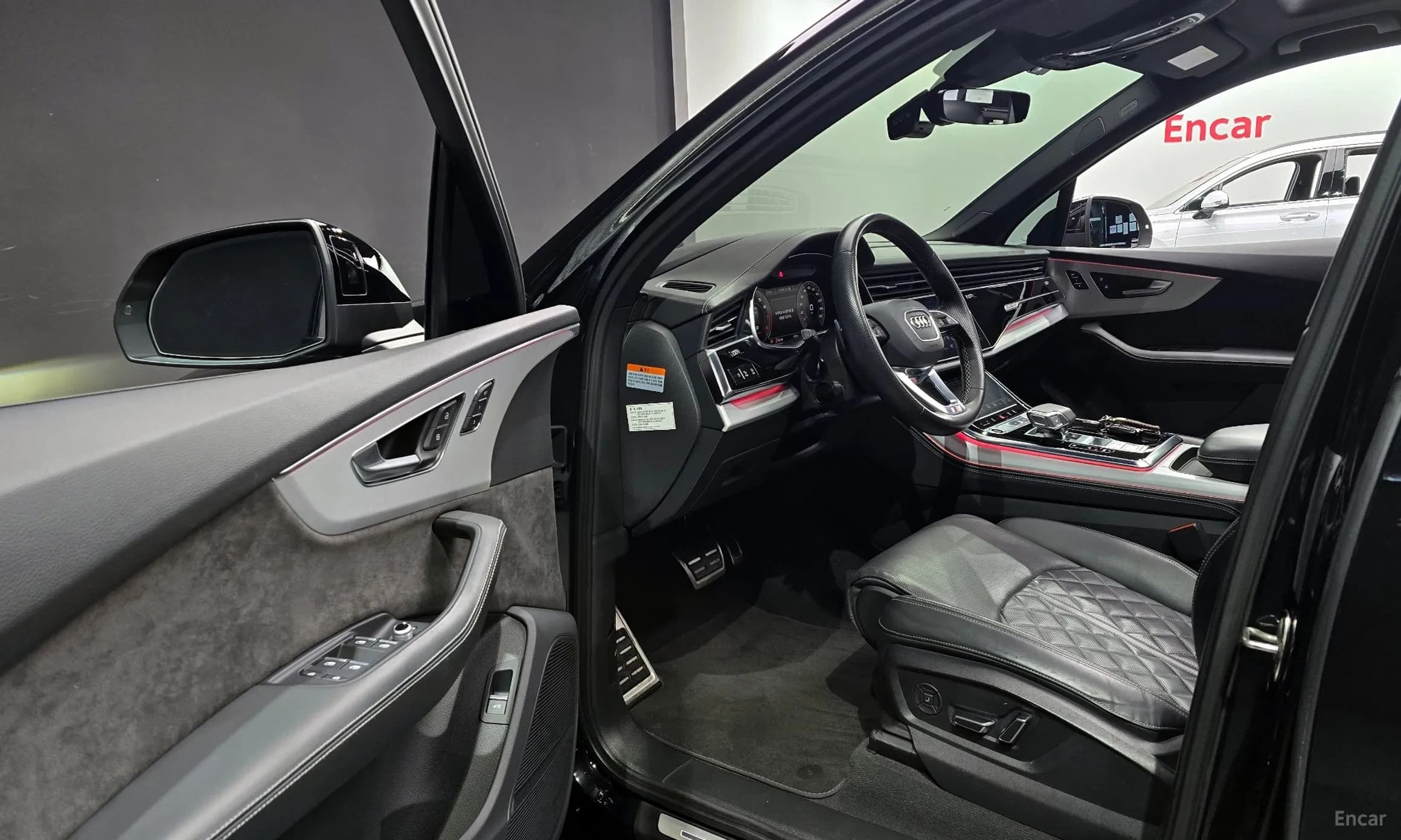 Q7 (4M)
