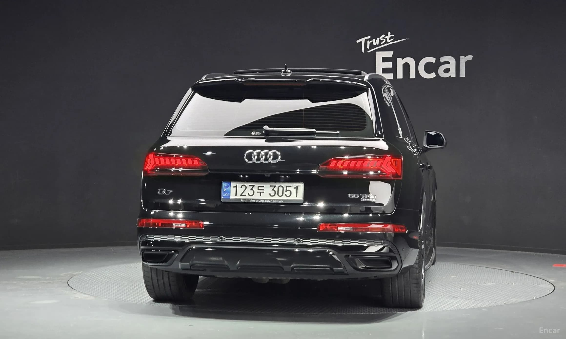 Q7 (4M)