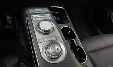 GV70