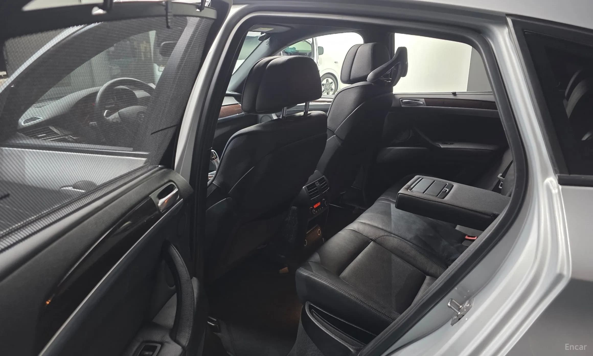 X6 (E71)