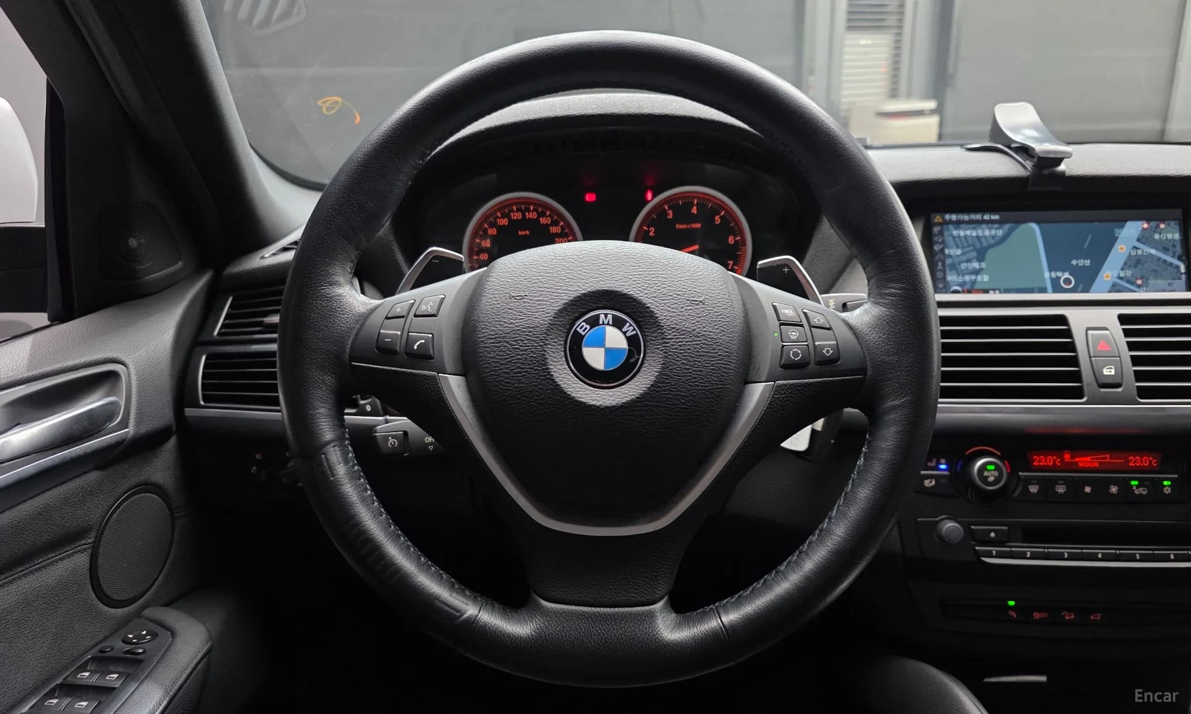 X6 (E71)