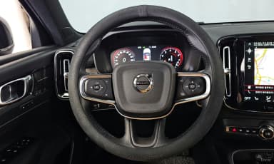 XC40