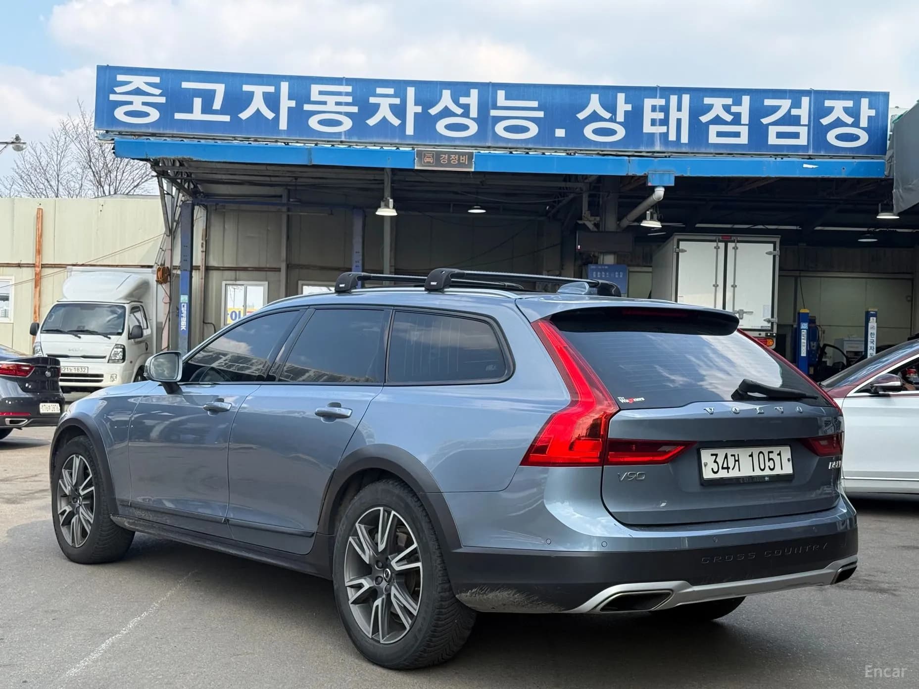 V90 Cross Country