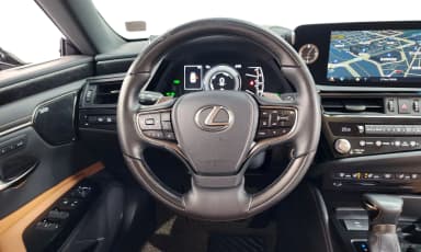 ES300h 7th Generation