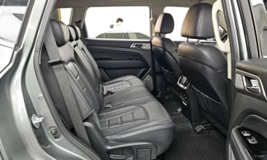 G4 Rexton