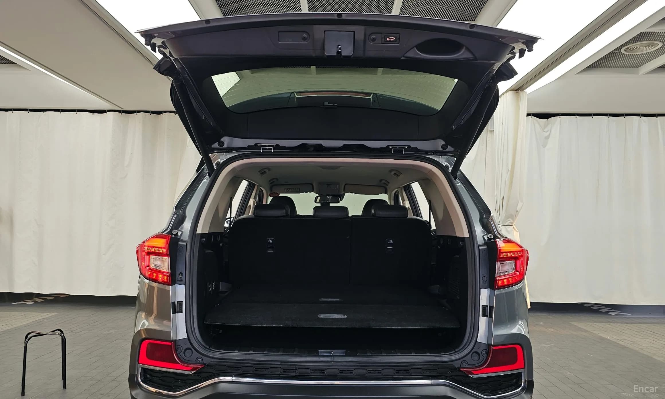 G4 Rexton