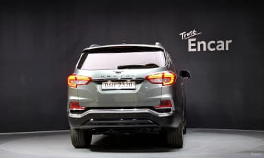 G4 Rexton