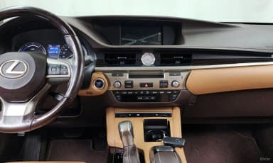 ES300h 7th Generation