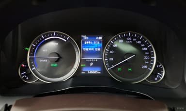 ES300h 7th Generation