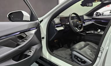 5 Series (G60)