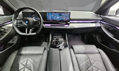 5 Series (G60)