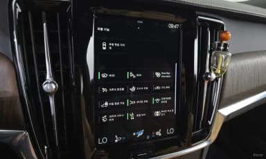 S90