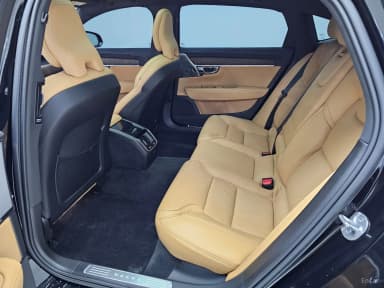 S90