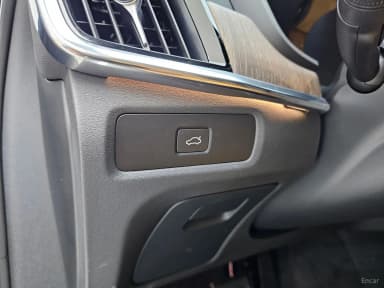 S90