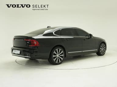 S90