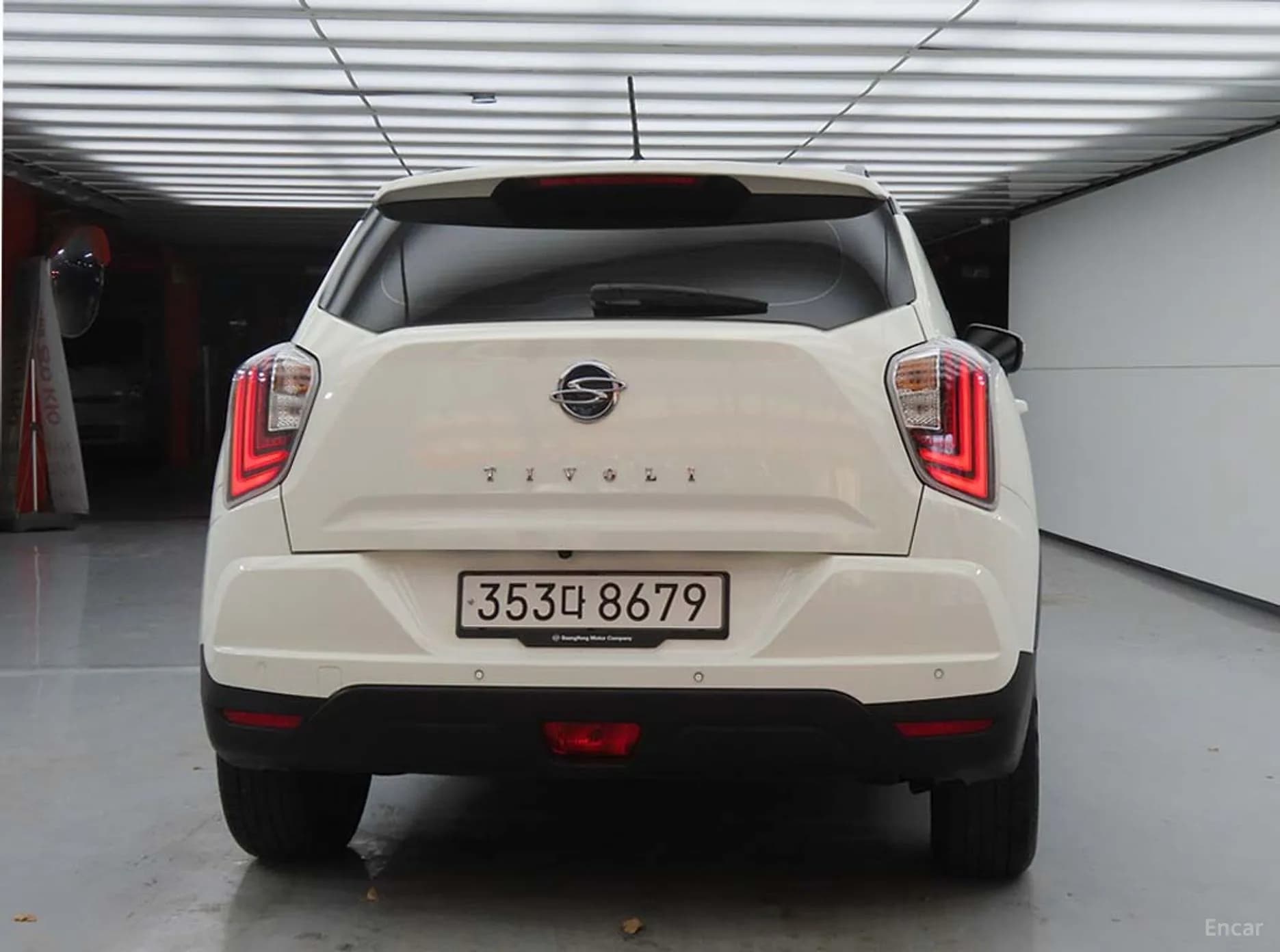 Berry New Tivoli