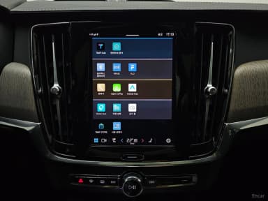 S90