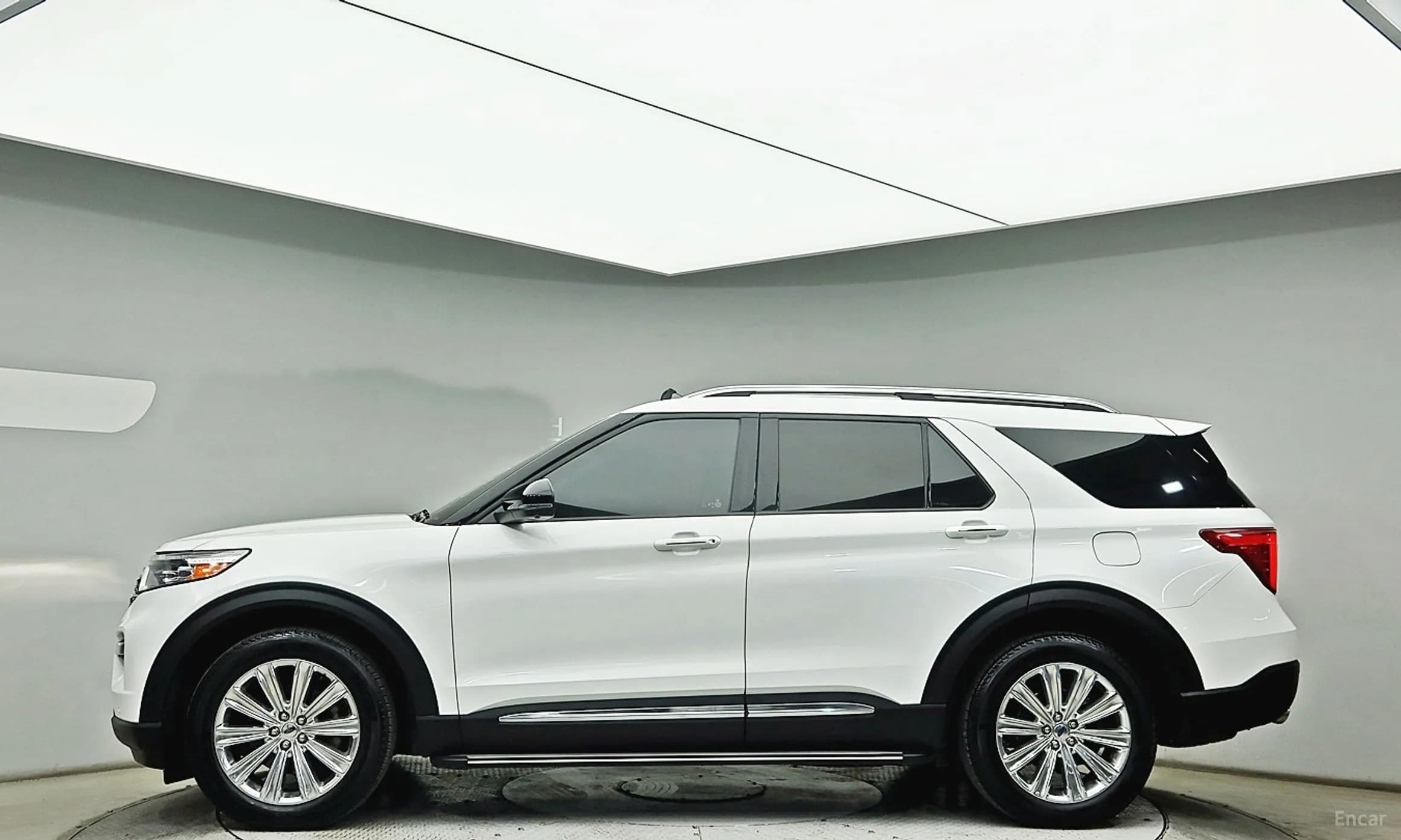 Explorer 6th Generation