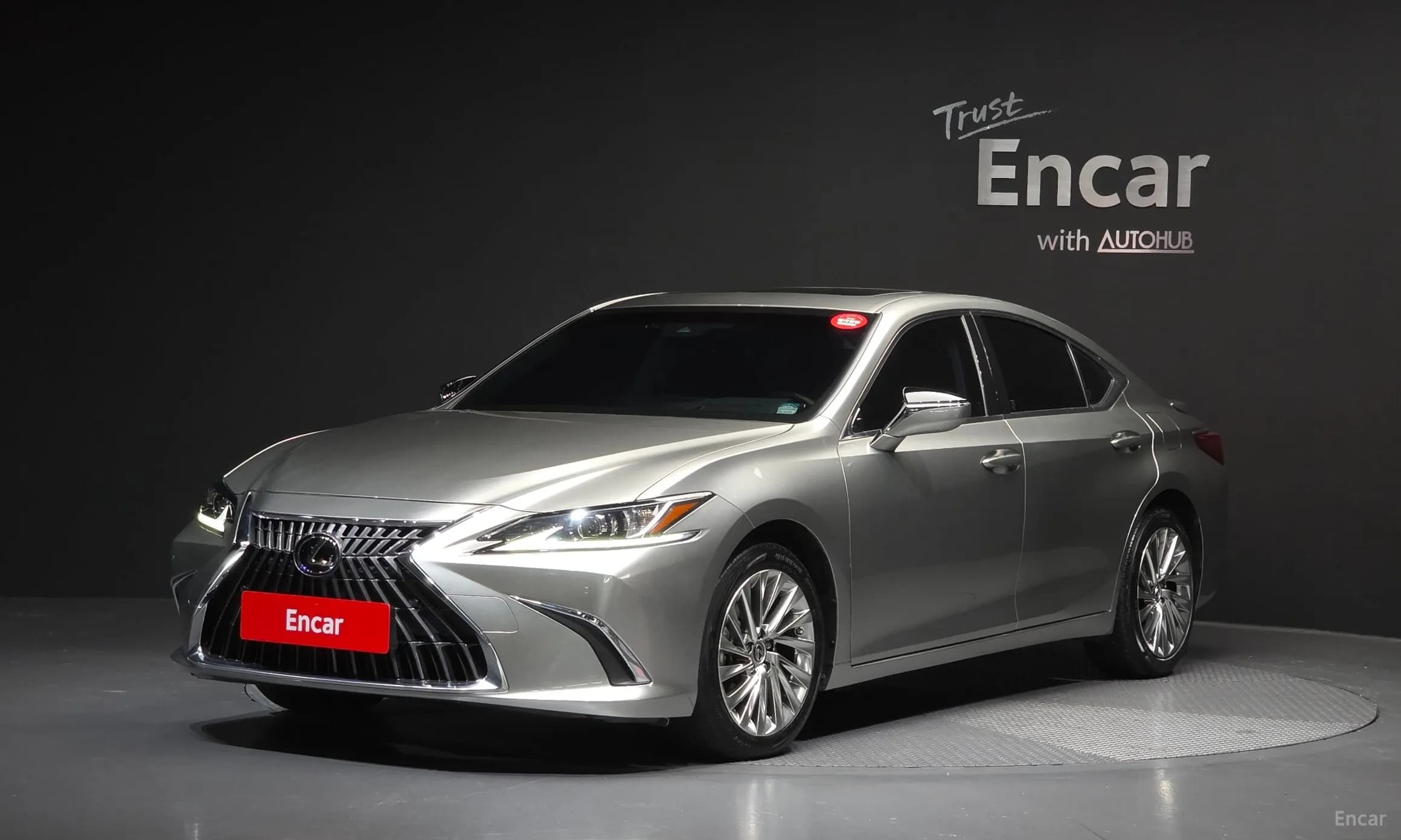 ES300h 7th Generation