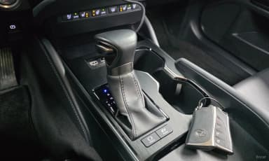 ES300h 7th Generation