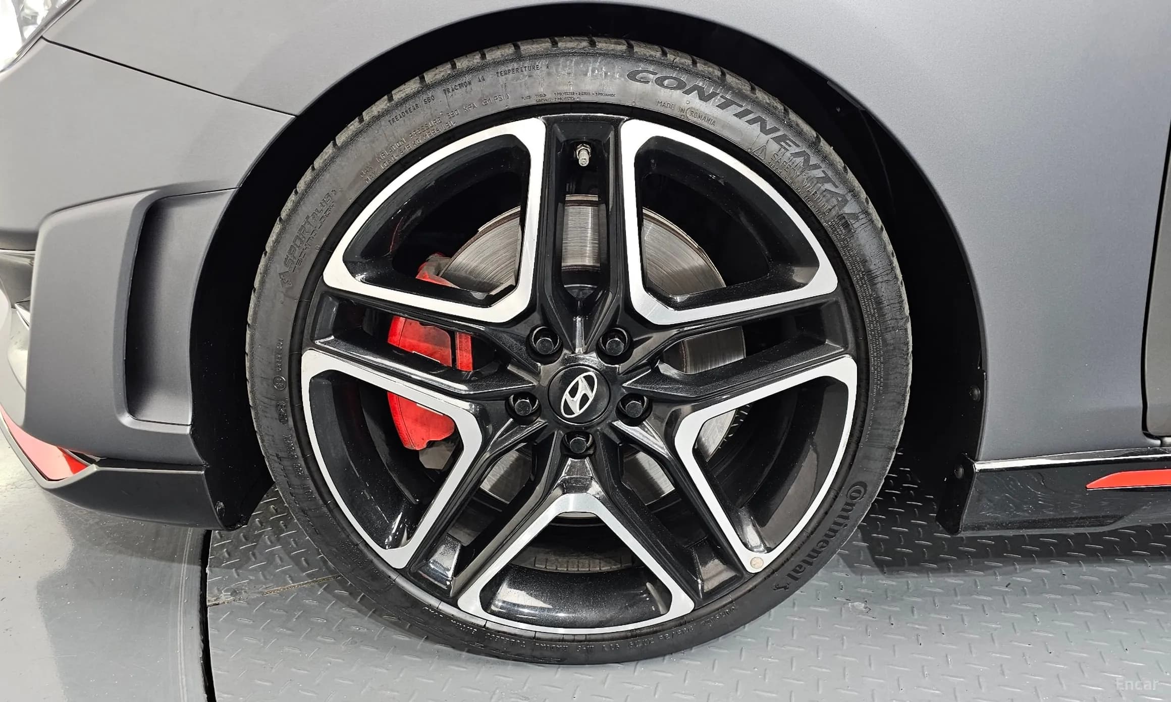 Veloster (JS)