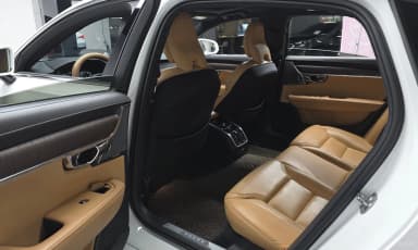 S90