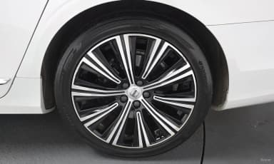 S90
