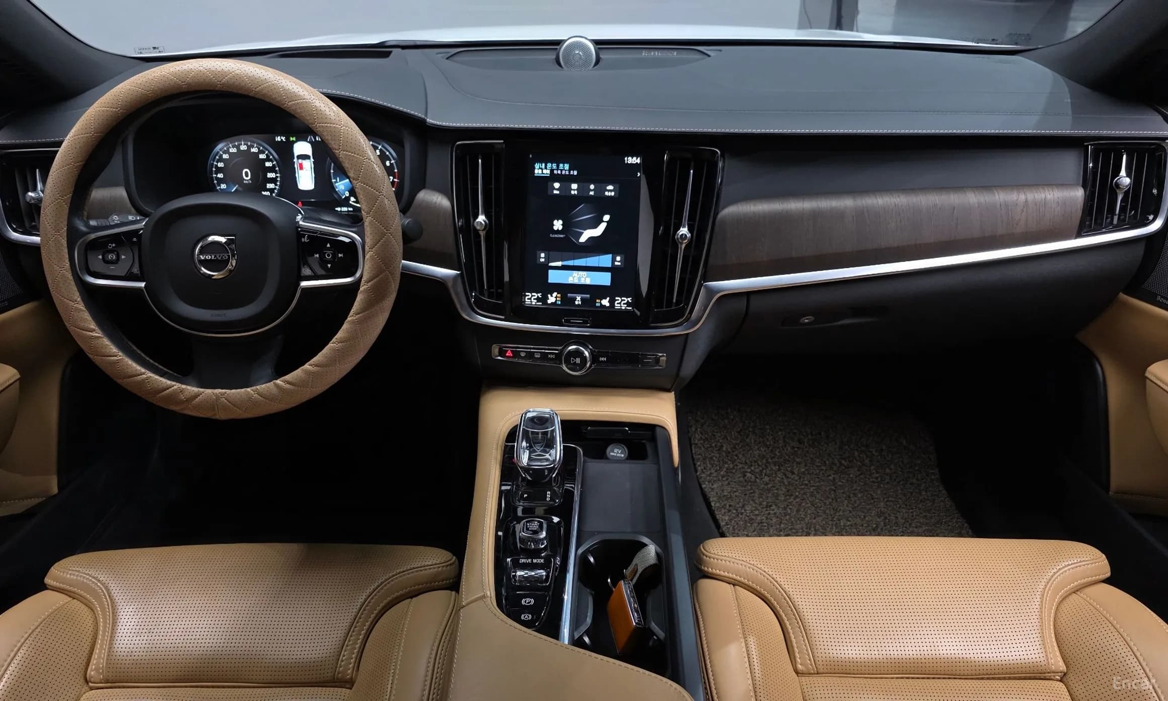 S90