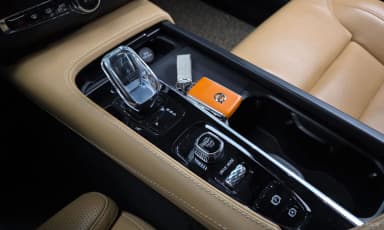 S90