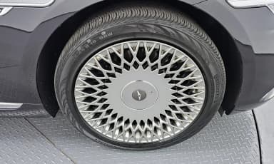G90